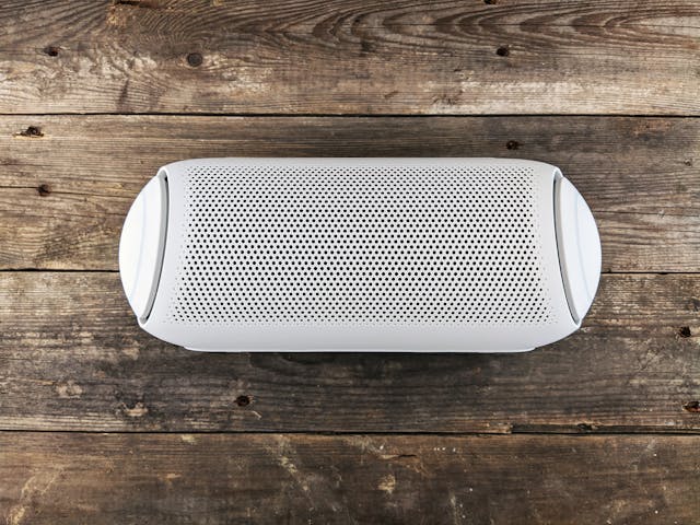 bluetooth reproduktor